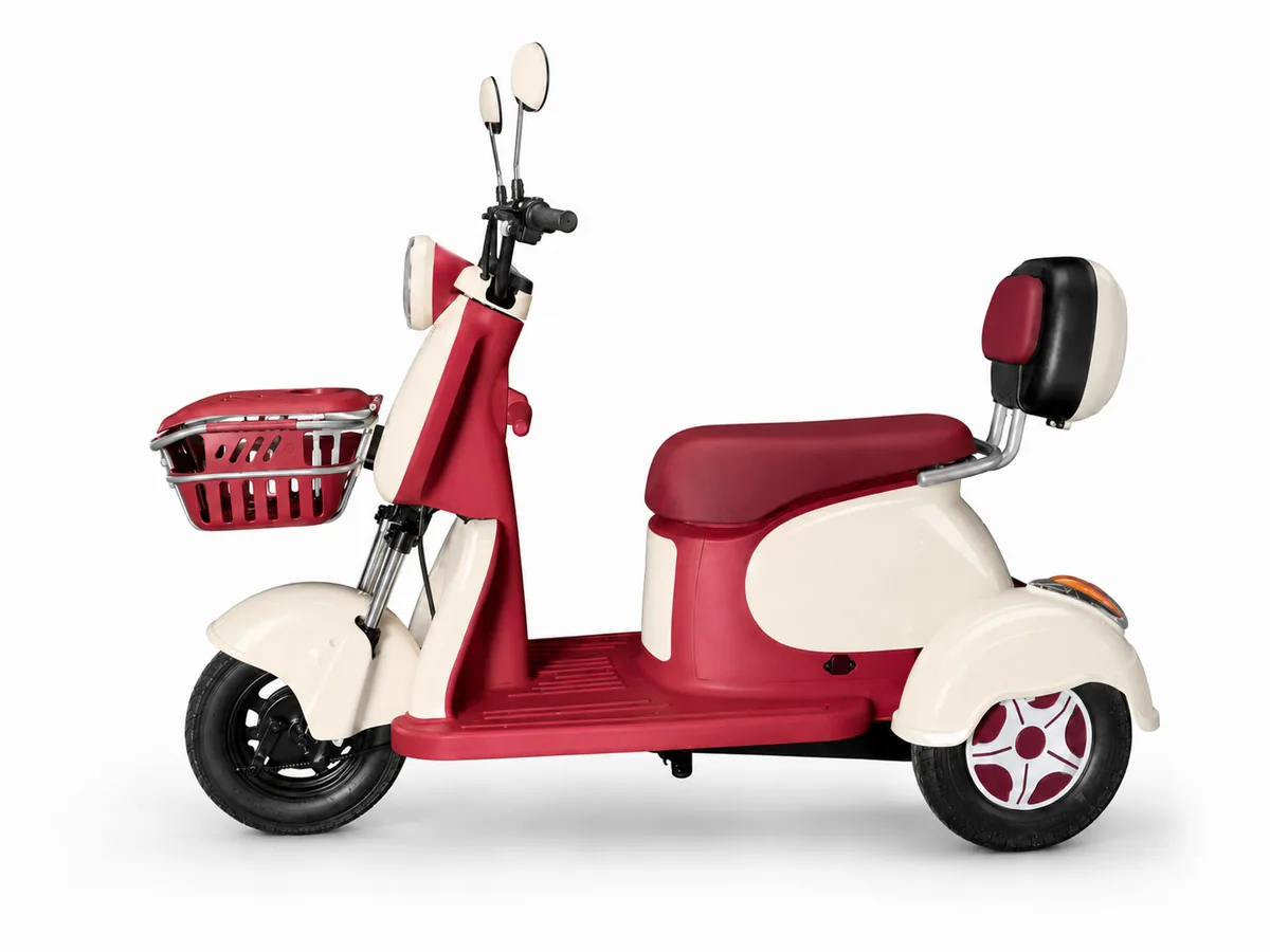 NAVERO DF Integrated-Seat Tricycle